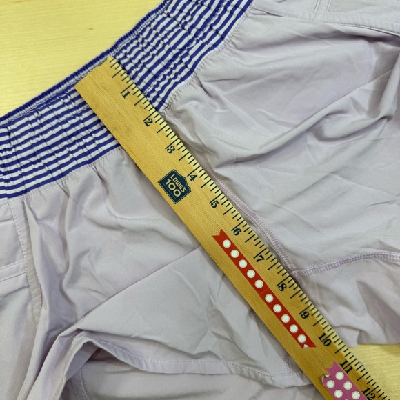 Lululemon Tracker Shorts III Purple Swift Ultra Women’s 6 Running Athleisure - Picture 6 of 11